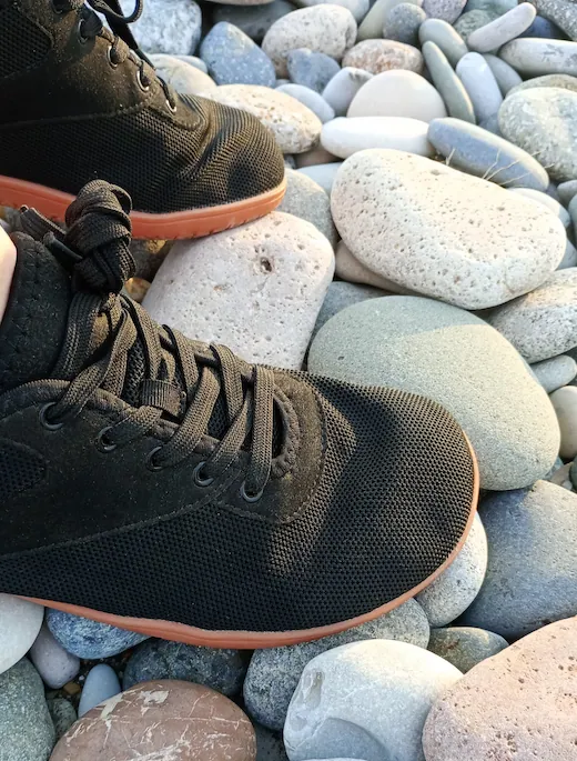 Temu Barfußschuhe getragen am Steinstrand nach 5.5 Monaten fast täglichen Tragens